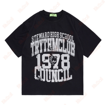 black t shirt